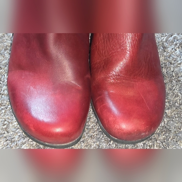 Clarks Ankle Boots, Red, Leather Upper, Womens Size 7 - Picture 3 of 9